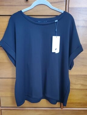 NWT XL BLACK TAHARI SCUBA TOP